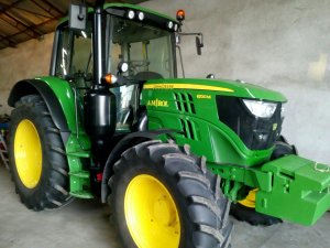 John Deere 6120m
