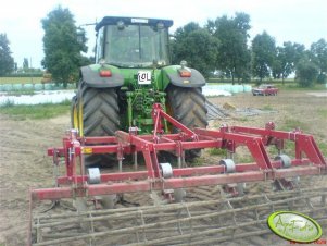 Kongskilde Delta + John Deere 7730