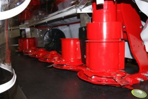 Kosiarka czołowa Lely