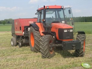 Kubota M105S + Vicon RF119