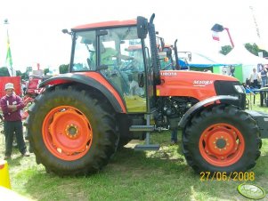 Kubota M108s