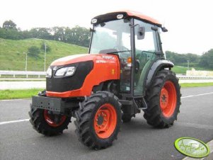 kubota M7040 narrow