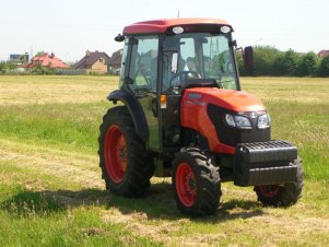 Kubota M7040N-a