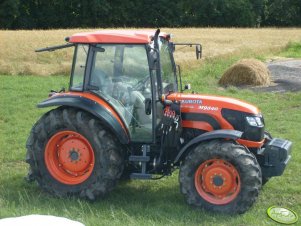 Kubota M9540