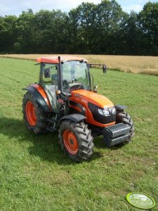 Kubota M9540