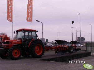 Kubota ME 9000 + plug 6 obracany