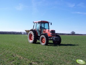 Kubota ME8200 + Vicon