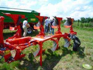 Kuhn MM 122