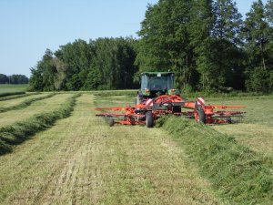 Kuhn GA 7501+ i John Deere 5080R