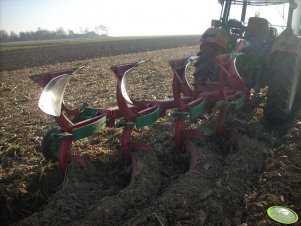 Kverneland 4-skibowy