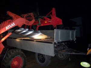 Kverneland 4-skibowy 