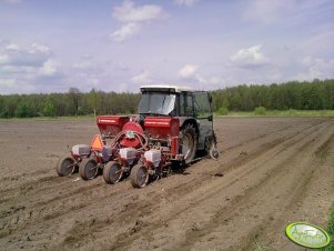 Lamborghini 70 + Kongskilde Demeter Variosem