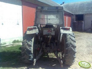 Massey Fergoson 375