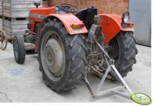 Massey Ferguson 235