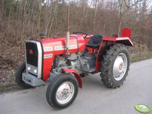 Massey Ferguson 235