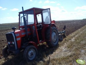 Massey Ferguson 255 + Pług UG