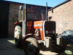 Massey Ferguson 255