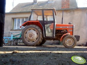 Massey Ferguson 255