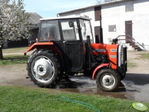 Massey Ferguson 255