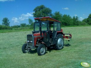 Massey Ferguson 255