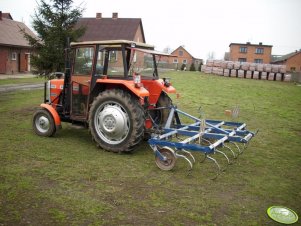 Massey Ferguson 255