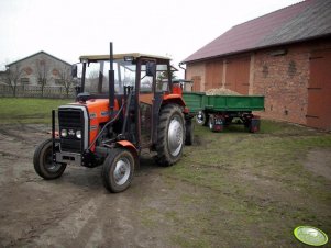 Massey Ferguson 255