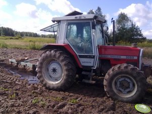 Massey Ferguson 3060 + Pług