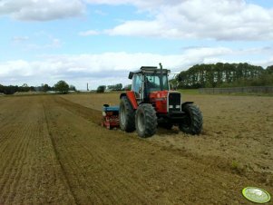 Massey Ferguson 3125 & Niemeyer+Isaria