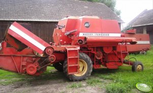 Massey Ferguson 487