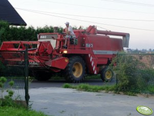 Massey Ferguson 520