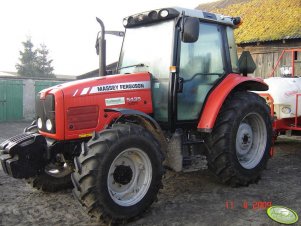 Massey ferguson 5435 Dyna 4