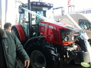 Massey Ferguson 5435