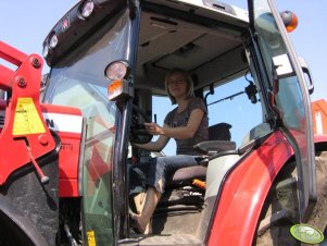 Massey Ferguson 5435