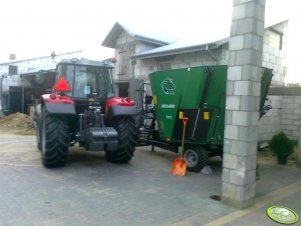 Massey Ferguson 5440 + Stoll FZ20