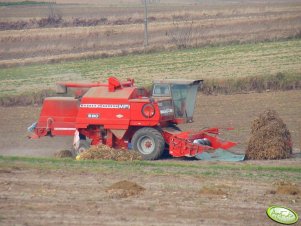 Massey Ferguson 560