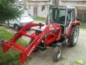 Massey Ferguson 675 