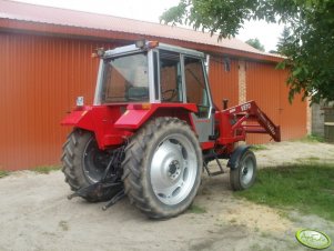 Massey Ferguson 675 