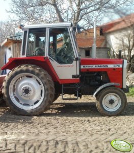 Massey Ferguson 675 