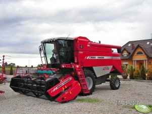 Massey Ferguson  7240 activa