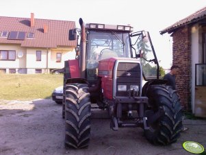 Massey Ferguson 8110