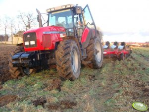 Massey Ferguson 8240 & Unia