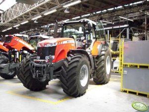 Massey Ferguson 8690