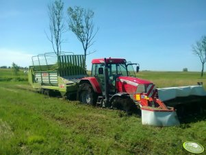 McCormick MTX 135 + Claas Sprint 330u & Kuhn GMD 802f