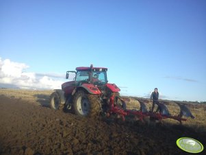 McCormick MTX135 + Kuhn Master 102