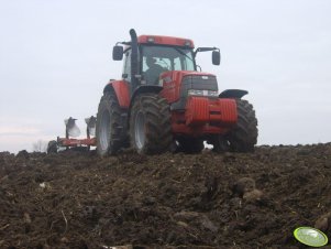 McCormick MTX140 + pług