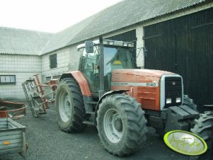 MF 8140 + agregat ścierniskowy Unii Grudziądz