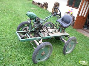 Mini ciągnik "capek"