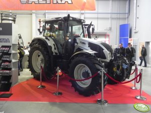 Mleczna Valtra