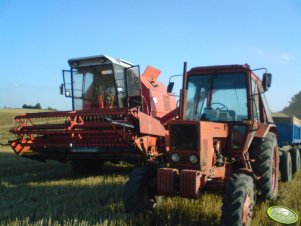 MTZ 82 i Bizon Rekord Z058