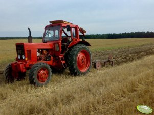 Mtz 82 + pług